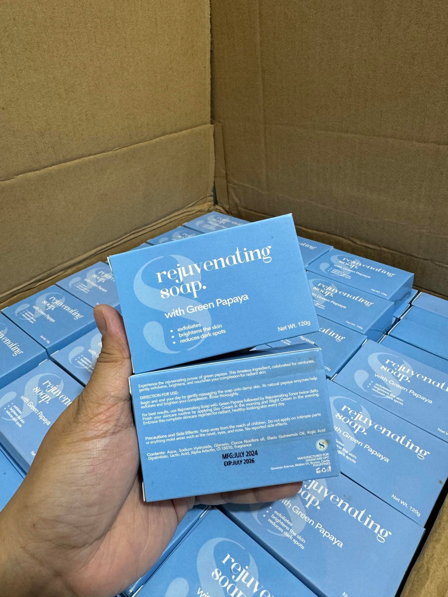 SkeenCare Rejuvenating Soap w/ Green Papaya
