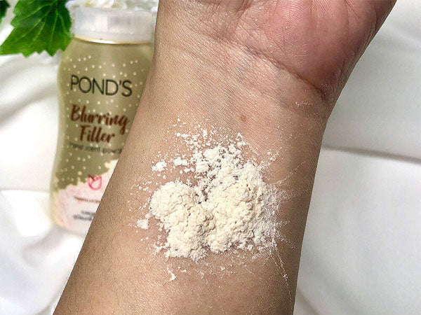 Pond’s Blurring Filler Translucent Powder